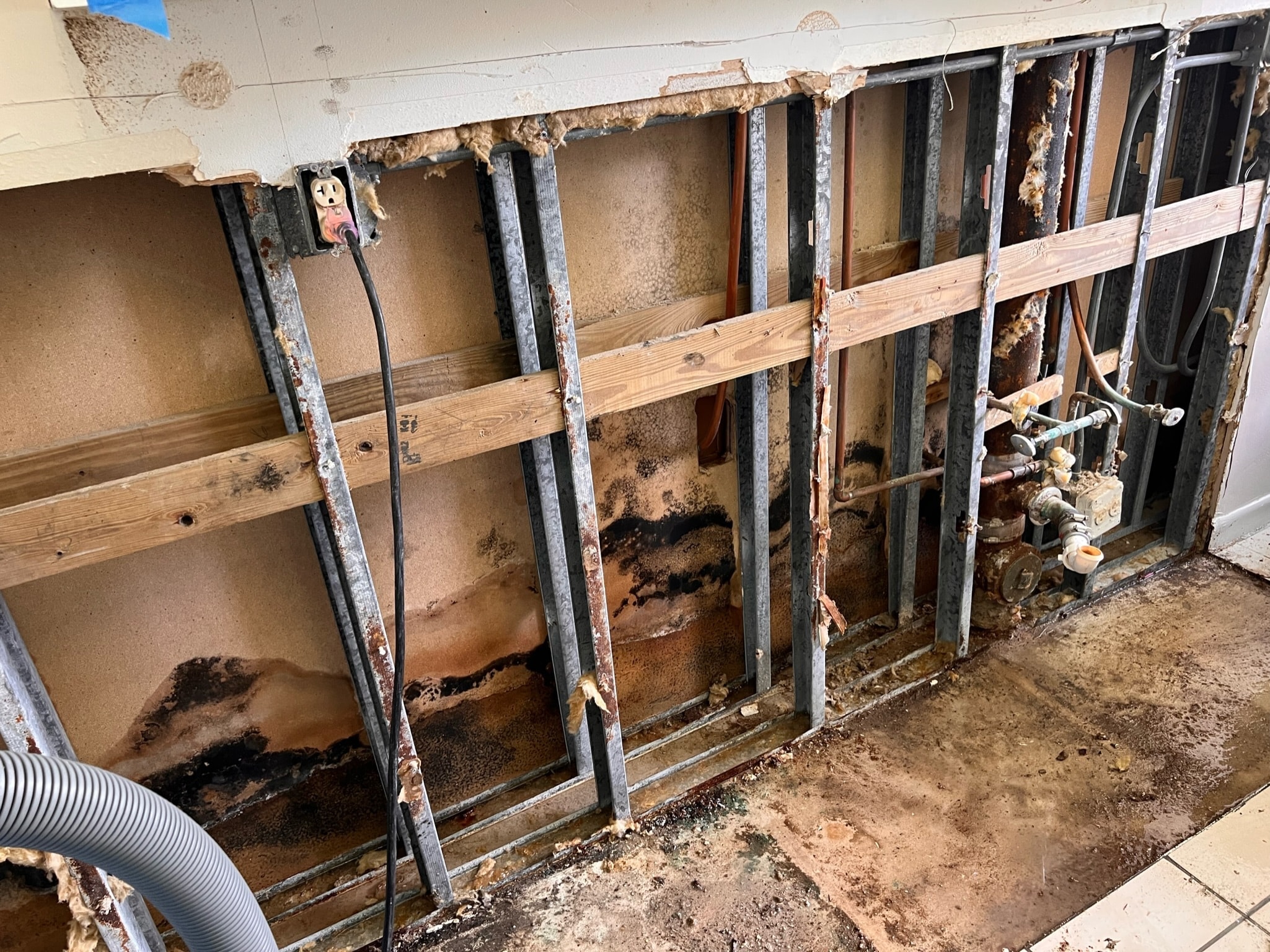 What to Do When Water Damage Strikes